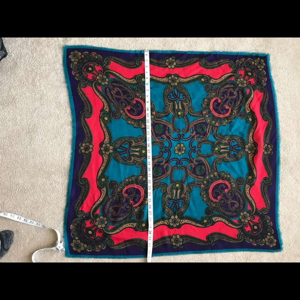Scarf Multi Color - Picture 2 of 3